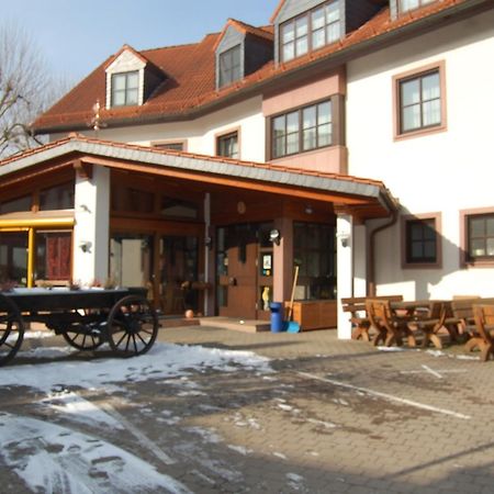 ホテルHausener Dorfkrug フランクフルト エクステリア 写真